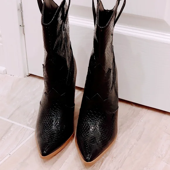 Cape Robbin Black Snakeskin Boots - Picture 3 of 7